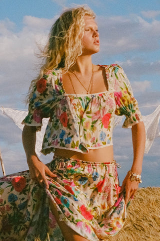 valley-of-the-dolls-short-sleeve-blouse